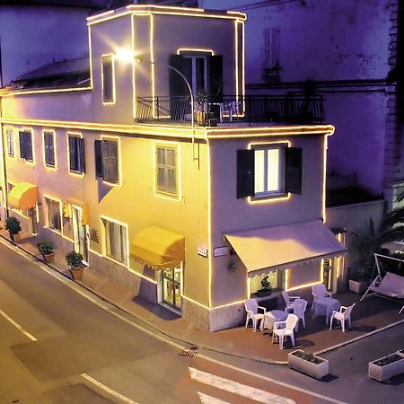 Albergo Savoia 欧斯佩达蒂 外观 照片
