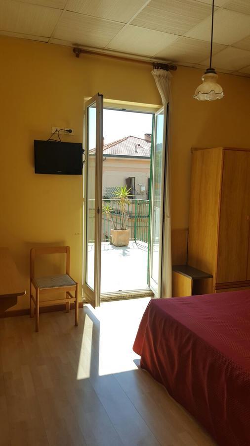 Albergo Savoia 欧斯佩达蒂 外观 照片